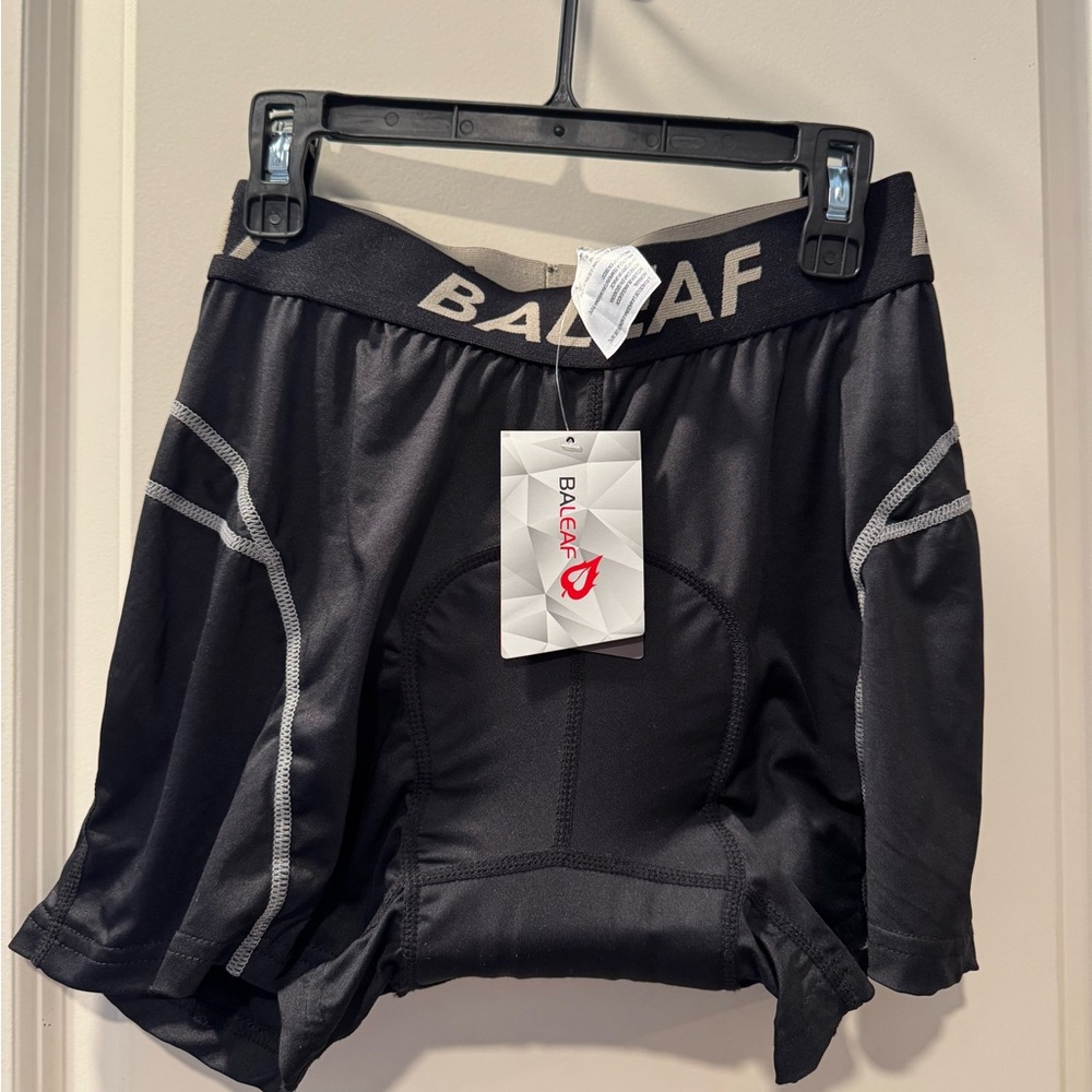 BALEAF Black Cycling Shorts NWT